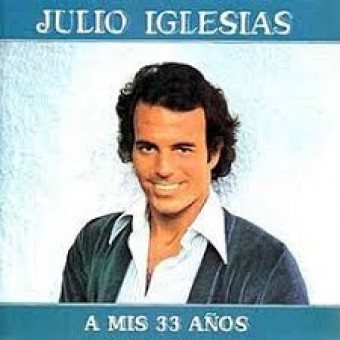 Julio Iglesias 1977 - A Mis 33 Anos - Na escolha de 10 álbuns musicais, 10 filmes ou desenhos, o Pen-Drive será grátis...Aproveite!