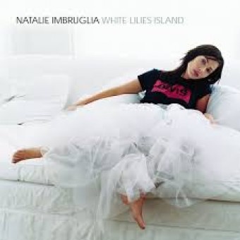 Natalie Imbruglia 2001 - White Lilies Island - Na escolha de 10 álbuns musicais, 10 filmes ou desenhos, o Pen-Drive será grátis...Aproveite!