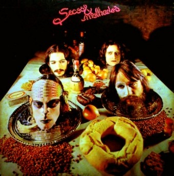Ney Matogrosso 1973 - Secos & Molhados - Na escolha de 10 álbuns musicais, 10 filmes ou desenhos, o Pen-Drive será grátis...Aproveite!