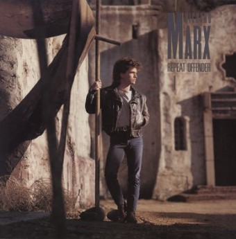 Richard Marx 1989 - Repeat Offender - Na escolha de 10 álbuns musicais, 10 filmes ou desenhos, o Pen-Drive será grátis...Aproveite!