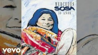 Mercedes Sosa 1977 - Si Se Calla El Cantor - Na escolha de 10 álbuns musicais, 10 filmes ou desenhos, o Pen-Drive será grátis...Aproveite!