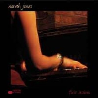 Norah Jones 2001 - First Sessions - Na escolha de 10 álbuns musicais, 10 filmes ou desenhos, o Pen-Drive será grátis...Aproveite!