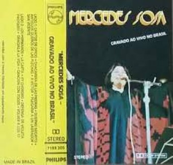 Mercedes Sosa 1984 - Los Grandes En Vivo - Na escolha de 10 álbuns musicais, 10 filmes ou desenhos, o Pen-Drive será grátis...Aproveite!