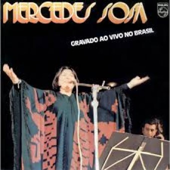 Mercedes Sosa 1980 - Gravado Ao Vivo No Brasil - Na escolha de 10 álbuns musicais, 10 filmes ou desenhos, o Pen-Drive será grátis...Aproveite!