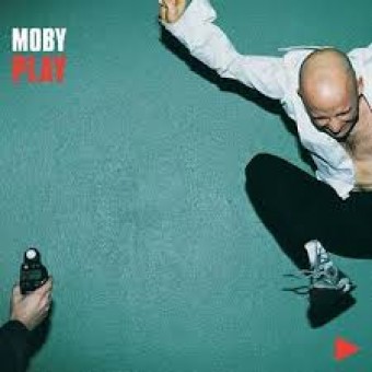 Moby 1999 - Play - Na escolha de 10 álbuns musicais, 10 filmes ou desenhos, o Pen-Drive será grátis...Aproveite!