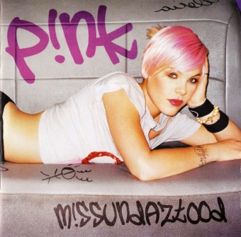 P!nk 2001 - M!ssundaztood - Na escolha de 10 álbuns musicais, 10 filmes ou desenhos, o Pen-Drive será grátis...Aproveite!