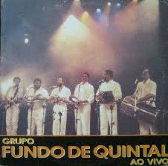 Grupo Fundo De Quintal 1990 - Ao Vivo - Na escolha de 10 álbuns musicais, 10 filmes ou desenhos, o Pen-Drive será grátis...Aproveite!