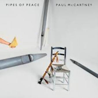 Paul McCartney 1983 - Pipes Of Peace - Na escolha de 10 álbuns musicais, 10 filmes ou desenhos, o Pen-Drive será grátis...Aproveite!