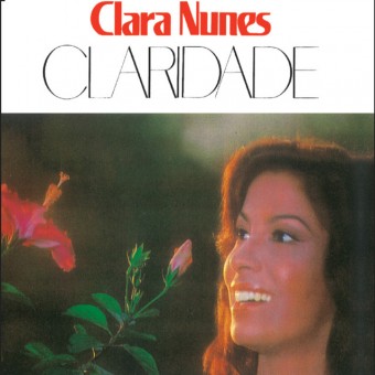 Clara Nunes 1975 - Claridade - Na escolha de 10 álbuns musicais, 10 filmes ou desenhos, o Pen-Drive será grátis...Aproveite!
