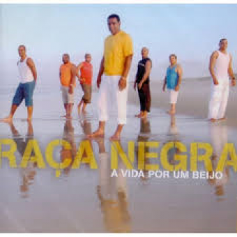 Raca Negra 2003 - A Vida Por Um Beijo - Na escolha de 10 álbuns musicais, 10 filmes ou desenhos, o Pen-Drive será grátis...Aproveite!