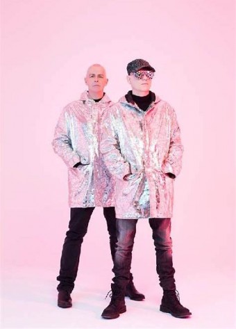 Pet Shop Boys (VIDEO) - Live in Hyde Park (BBC Radio 2) (2019) - Na Escolha de 10 álbuns musicais, 10 filmes ou desenhos, o Pen-Drive será grátis...Aproveite!