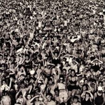 George Michael 1990 - Listen Without Prejudice - Na escolha de 10 álbuns musicais, 10 filmes ou desenhos, o Pen-Drive será grátis...Aproveite!