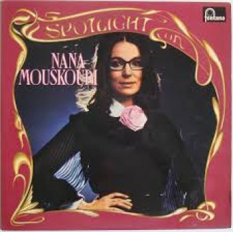 Nana Mouskouri 1973 - Spot Light On Nana Mouskouri - Na escolha de 10 álbuns musicais, 10 filmes ou desenhos, o Pen-Drive será grátis...Aproveite!