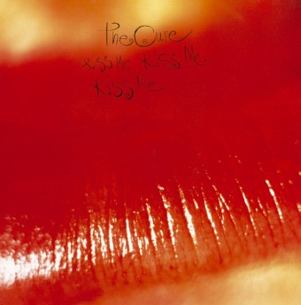 The Cure 1987 - Kiss Me Kiss Me Kiss Me - Na escolha de 10 álbuns musicais, 10 filmes ou desenhos, o Pen-Drive será grátis...Aproveite!