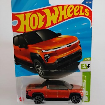 Hot Wheels - SILVERADO RV RST