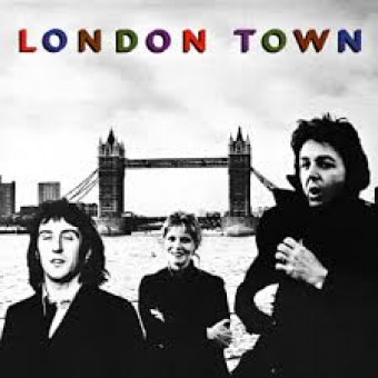 Paul McCartney 1978 - London Town - Na escolha de 10 álbuns musicais, 10 filmes ou desenhos, o Pen-Drive será grátis...Aproveite!