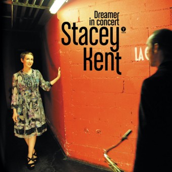 Stacey Kent 2011 - Dreamer In Concert- Na escolha de 10 álbuns musicais, 10 filmes ou desenhos, o Pen-Drive será grátis...Aproveite!