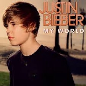 Justin Bieber 2009 - My World - Na escolha de 10 álbuns musicais, 10 filmes ou desenhos, o Pen-Drive será grátis...Aproveite!