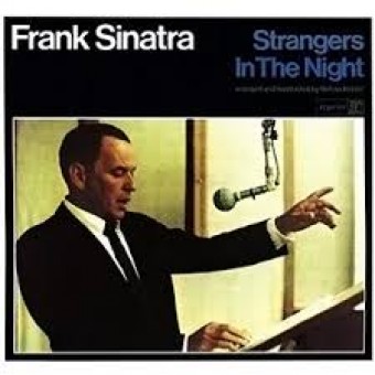 Frank Sinatra 1966 - Strangers In The Night - Na escolha de 10 álbuns musicais, 10 filmes ou desenhos, o Pen-Drive será grátis...Aproveite!