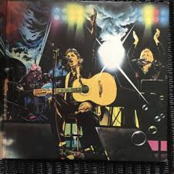 Paul McCartney 1977 - Wings Over America - Na escolha de 10 álbuns musicais, 10 filmes ou desenhos, o Pen-Drive será grátis...Aproveite!