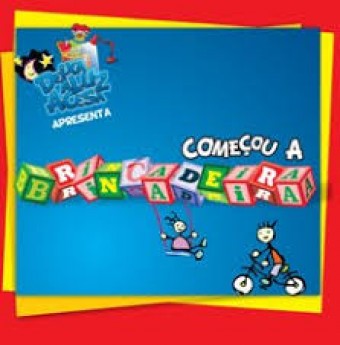 Começou a Brindadeira - Na Escolha de 10 álbuns musicais, 10 filmes ou desenhos, o Pen-Drive será grátis...Aproveite!