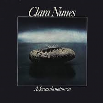 Clara Nunes 1977 - As Forcas Da Natureza & Guerreira - Na escolha de 10 álbuns musicais, 10 filmes ou desenhos, o Pen-Drive será grátis...Aproveite!