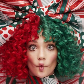 Sia 2017 - Everyday Is Christmas - Na escolha de 10 álbuns musicais, 10 filmes ou desenhos, o Pen-Drive será grátis...Aproveite!