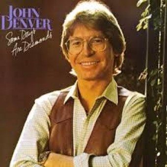 John Denver 1981 - Some Days Are Diamonds - Na escolha de 10 álbuns musicais, 10 filmes ou desenhos, o Pen-Drive será grátis...Aproveite!