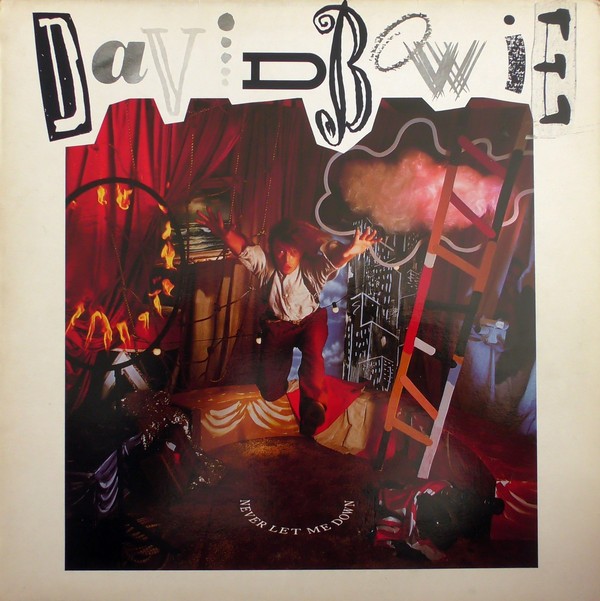 David Bowie 1987 - Never Let Me Down (EMI Japan SHM Remaster) - Na escolha de 10 álbuns musicais, 10 filmes ou desenhos, o Pen-Drive será grátis...Aproveite!