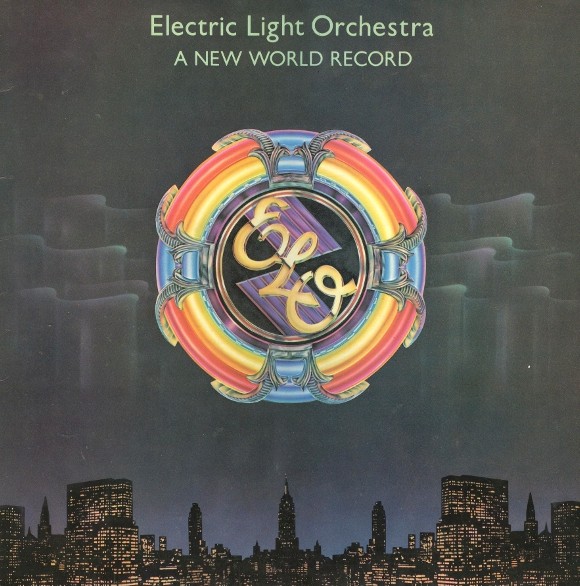 Electric Light Orchestra 1976 - A New World Record (Japan) - Na escolha de 15 álbuns musicais, 15 filmes ou desenhos, o Pen-Drive será grátis...Aproveite!