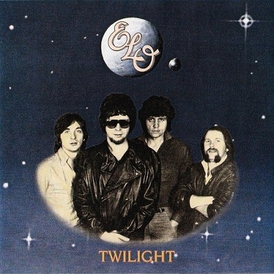 Electric Light Orchestra 1982 - Twilight - Live In Koln - Na escolha de 15 álbuns musicais, 15 filmes ou desenhos, o Pen-Drive será grátis...Aproveite!